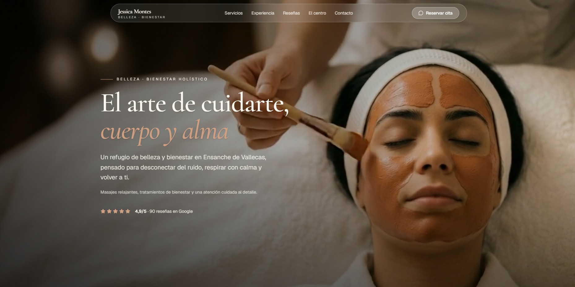 Ejemplo de una web corporativa para un negocio de estética y bienestar.